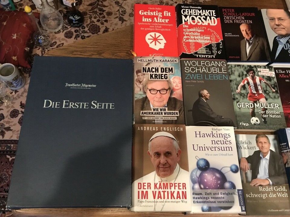 Konvolut an Büchern Bestseller Memoiren Sachbücher u. ä. in Bocholt