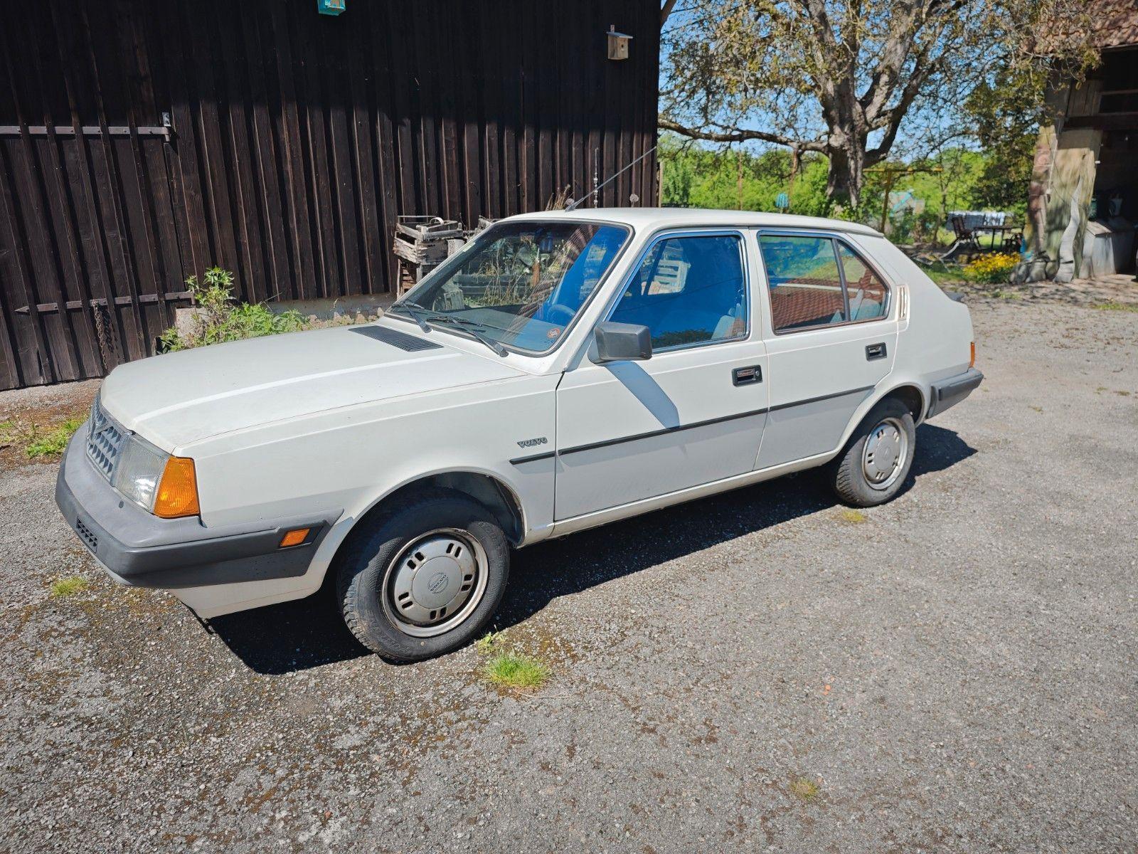 Abbildung des Autos Volvo 340 dl 1.4L Variom…