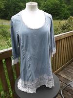 tredy Shirt mit Spitze Halbarm Gr. 42 hellblau Rheinland-Pfalz - Nassau Vorschau