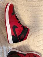 Nike Air Jordan 1 Mid schwarz/rot Niedersachsen - Rosdorf Vorschau