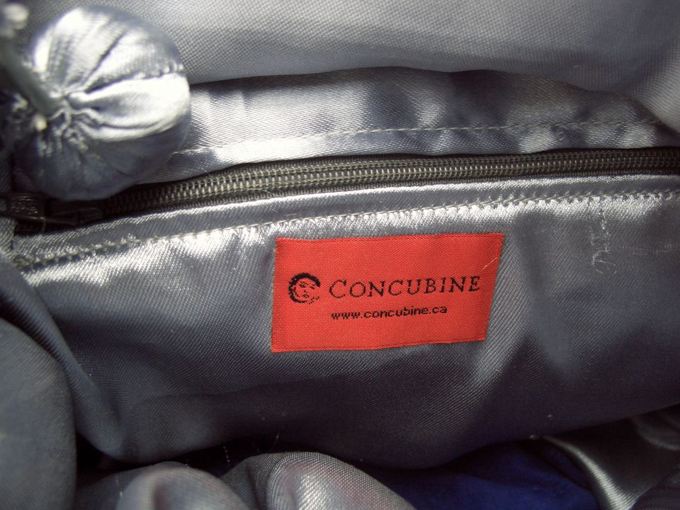 Handtasche Seide 28x19 Dirndltasche Tracht Tasche Vintage Stoff in Dresden