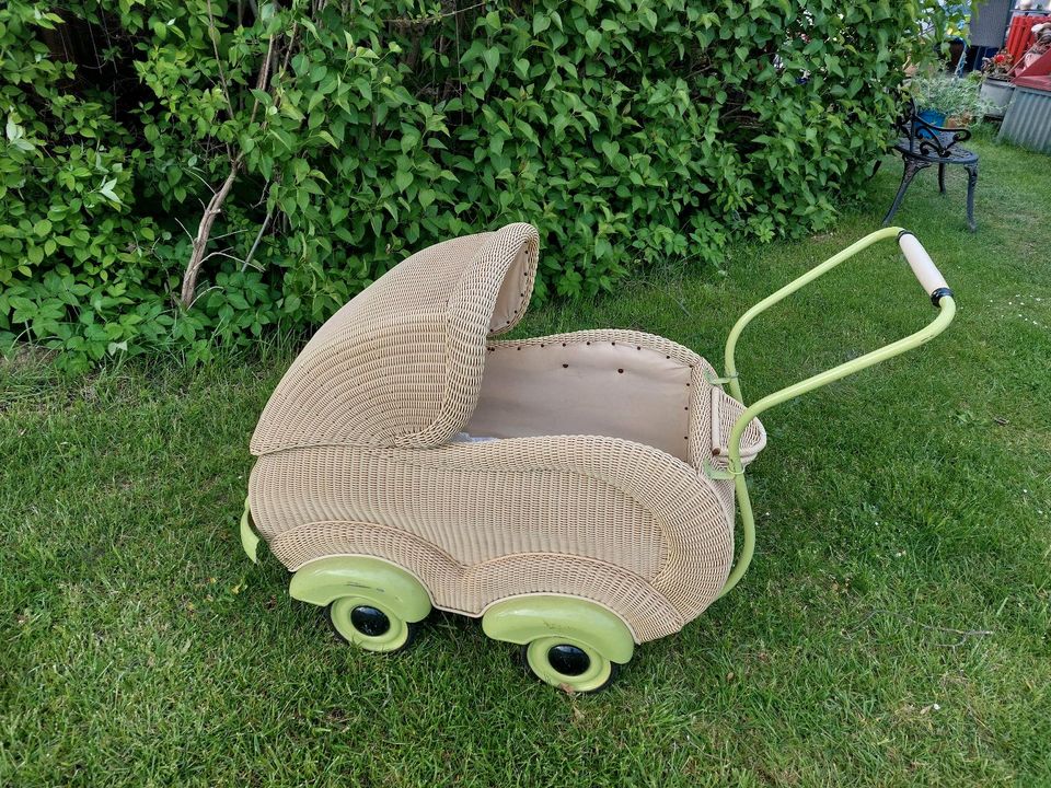 Antiker Kinderwagen 50iger Jahre in Oranienburg