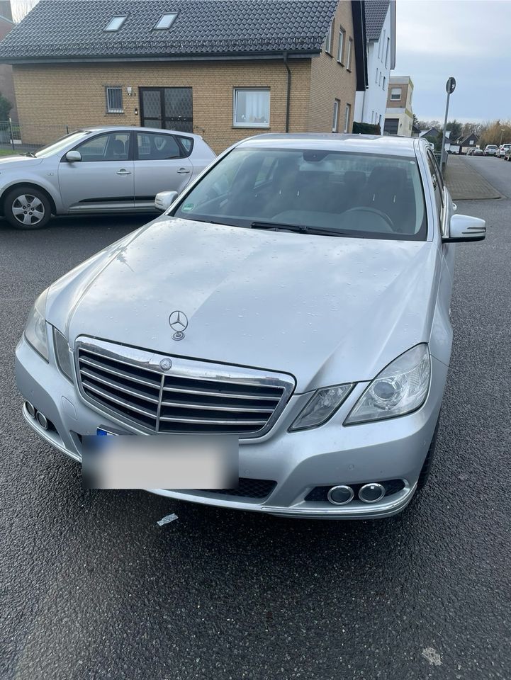 Mercedes Benz E350 CDI V6 Motor in Osnabrück