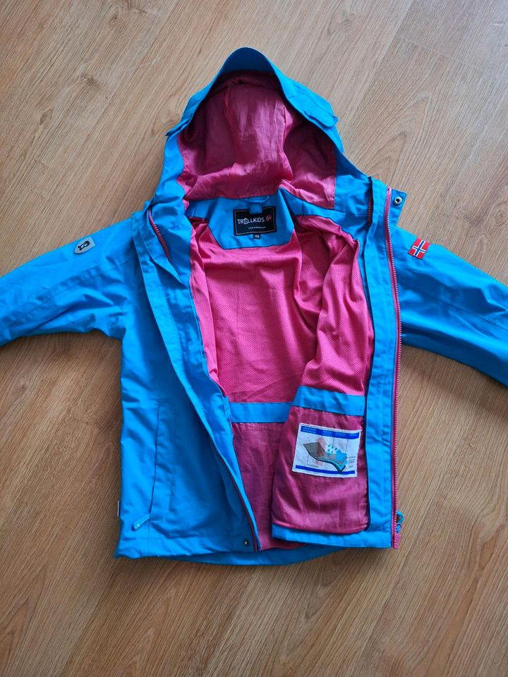 Trollkids Multifunktionsjacke Gr. 140 in Bremen