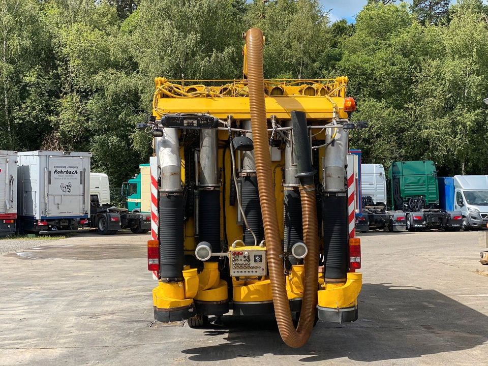 Unimog 427/21 Schienenreiniger in Legden