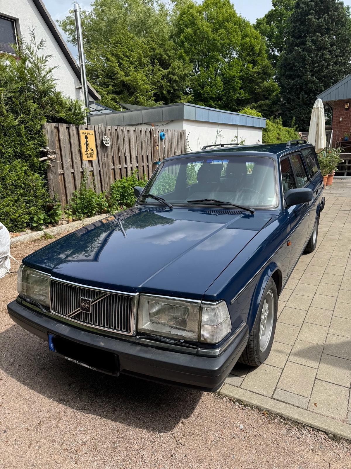 Abbildung des Autos Volvo 240 GL P245 Kombi