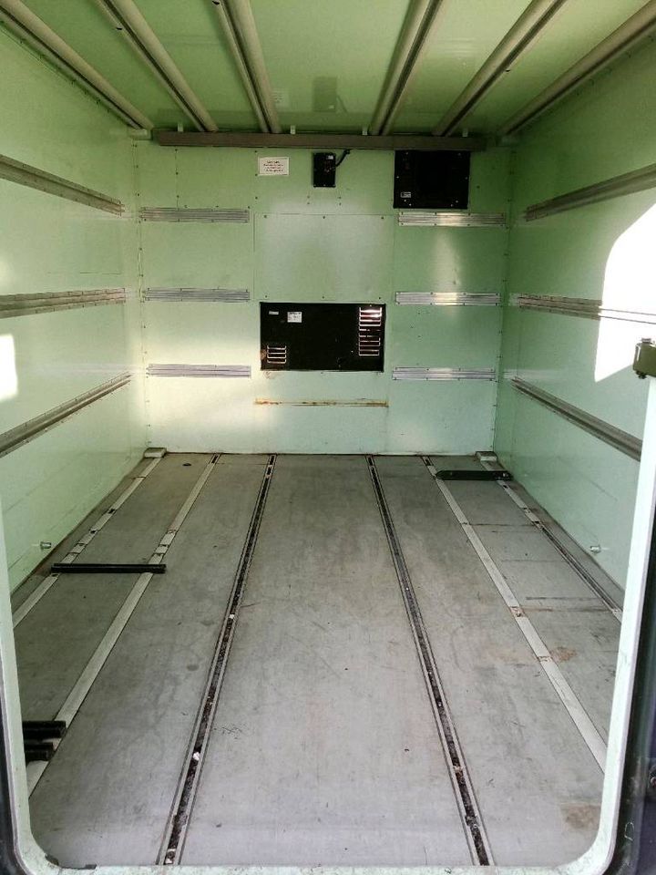Bundeswehr Bw Zeppelin FM1 Shelter Kabine Container in Garching an der Alz