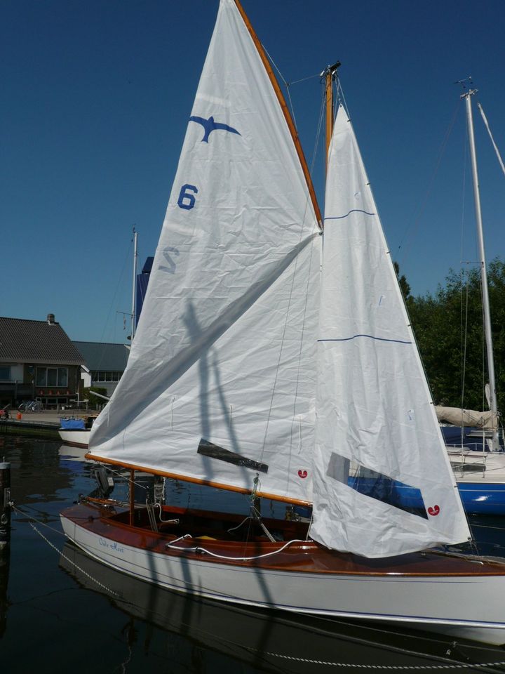 Gaffel-Segeljolle gepflegt in Steinau an der Straße