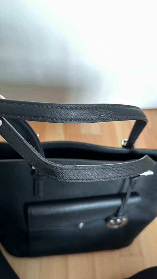 Michael Kors Handtasche in Langenhagen