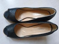 Damenschuhe 3 Suisses Collection, Größe 39, Farbe schwarz Nordrhein-Westfalen - Enger Vorschau
