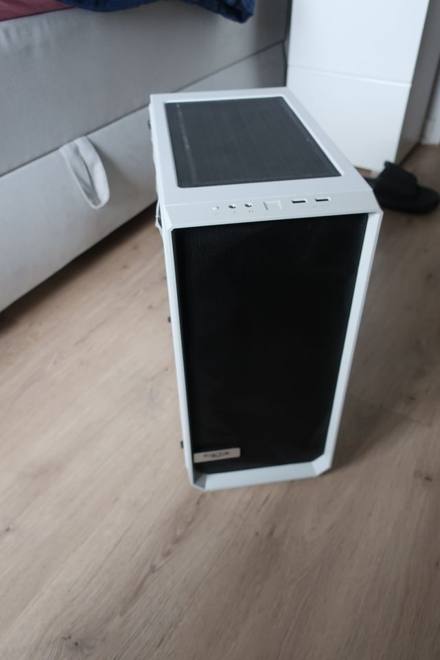 Silence PC Intel Core i7, 16GB RAM, SSD M2, Win10 pro in Hamburg