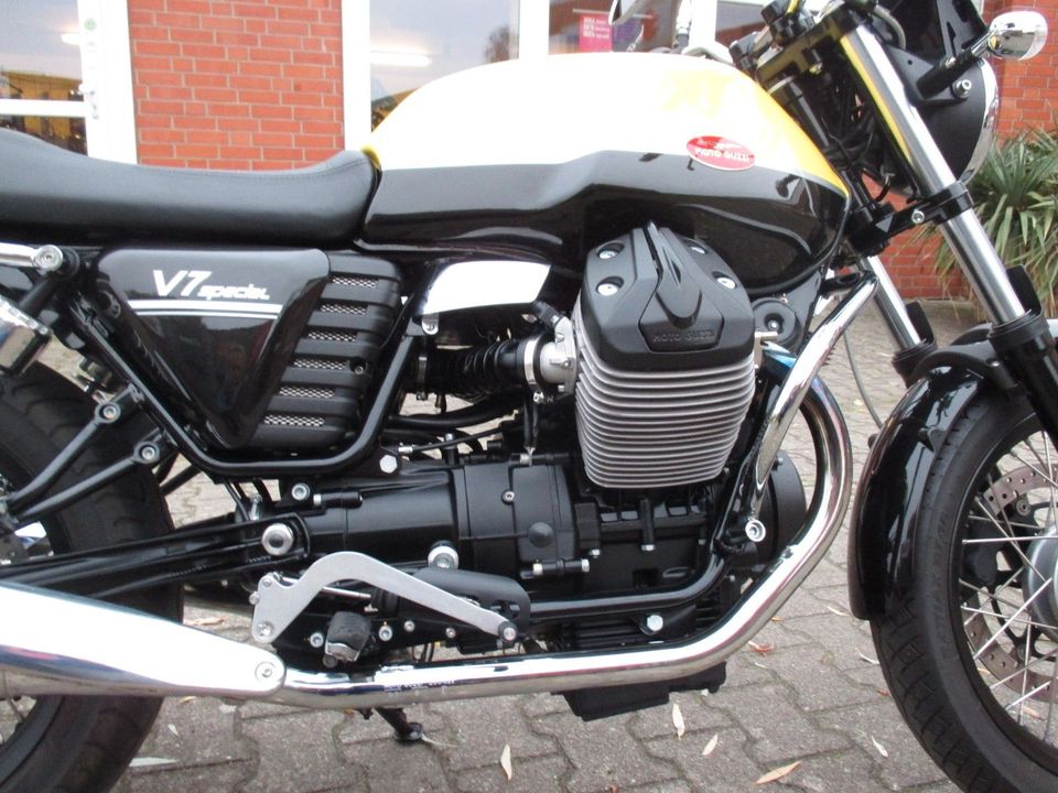Moto Guzzi V7 Special in Embsen