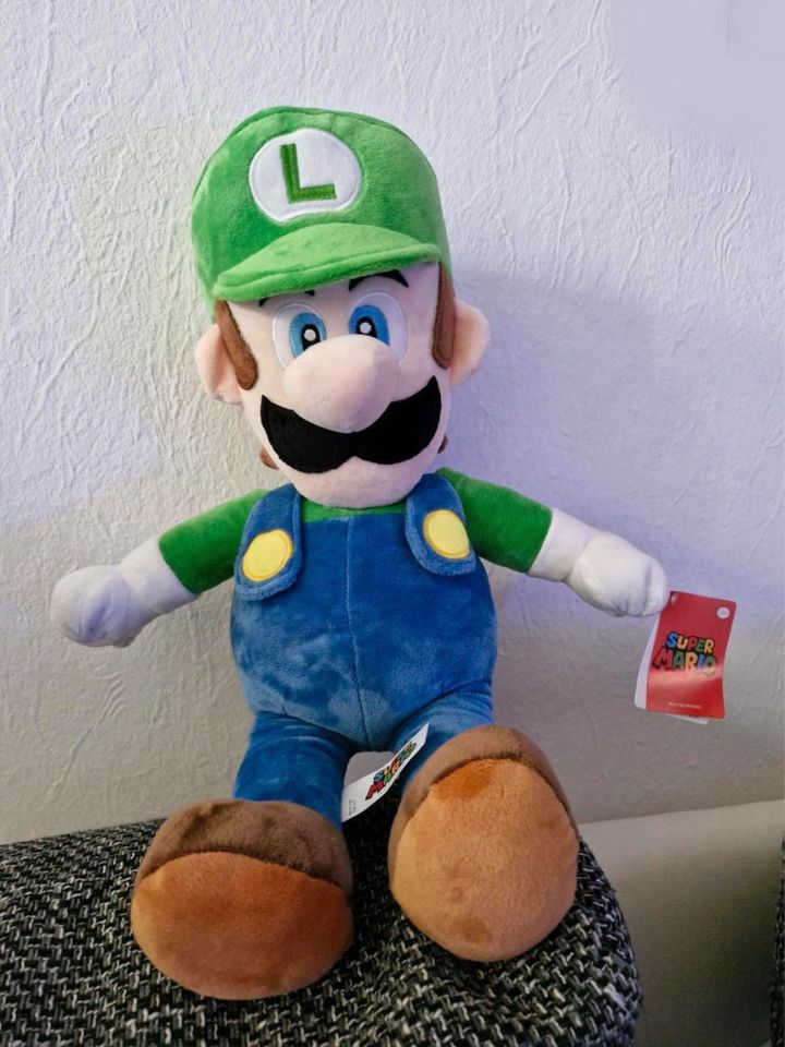 Super Mario Luigi Plüschtier H: 49,5 cm * NEU mit Etikett in Adendorf