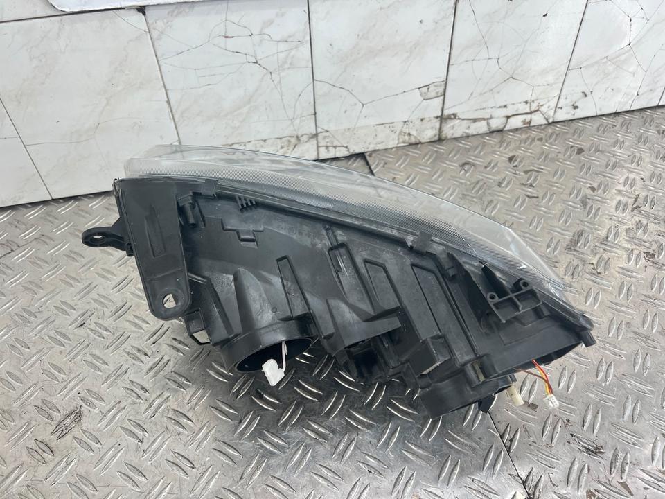 Scheinwerfer rechts Dacia Duster ab 2017 bj Halogen 260101133R in Remscheid