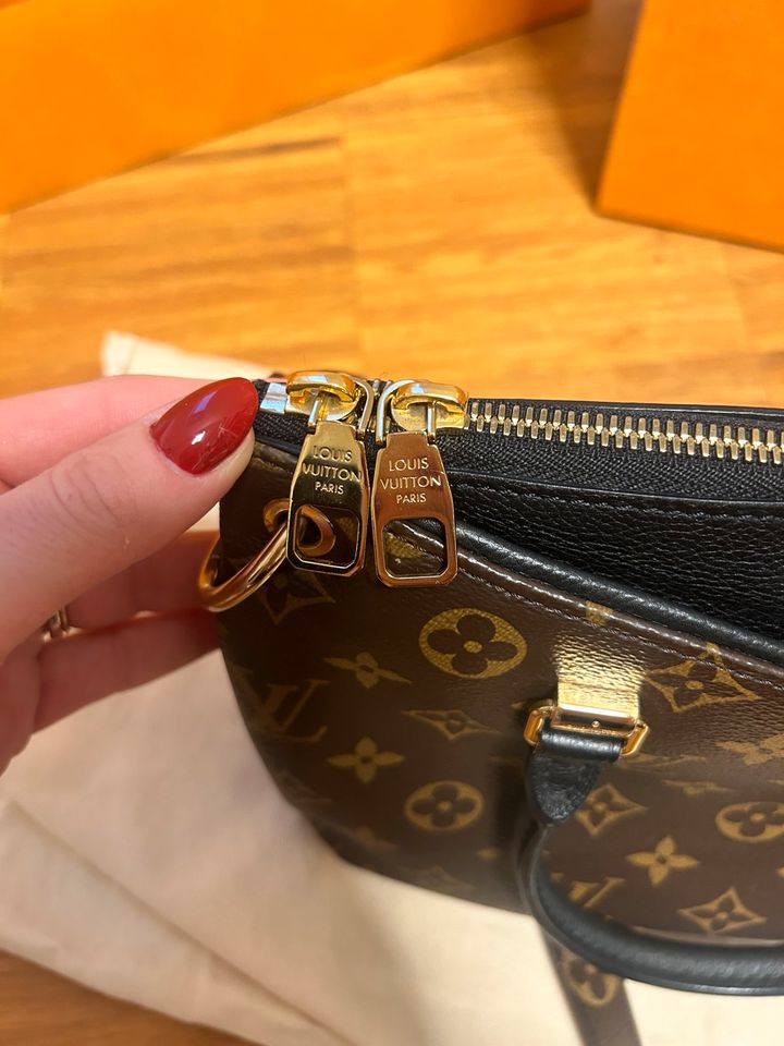 Louis Vuitton Pallas BB in Pressath