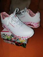 Skechers L.A. UNO LOVING LOVE, Weiß-Rot-Pink, Größe 40, Neuwertig Sachsen - Heidenau Vorschau