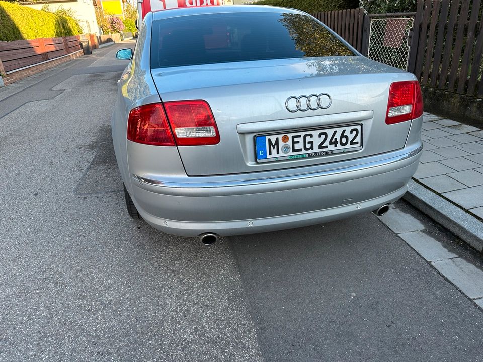 Audi A8 4.2 Quattro 8xbereift Automatik CarPlay in Regensburg