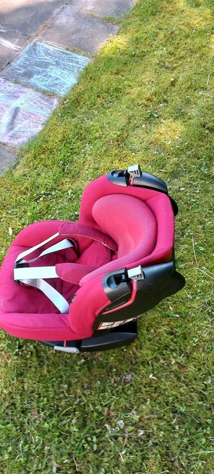 Kindersitz Auto  Maxi-Cosi 9 bis 18 kg in Braunschweig