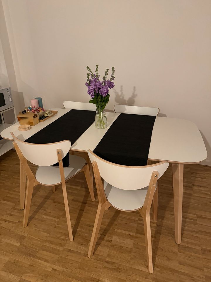 Ikea NORDMYRA Tisch und 4x Stühle in Offenbach