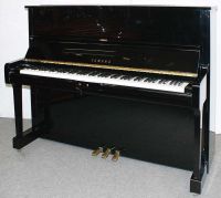 Klavier Yamaha U1, 121 cm, schw. pol., Nr. 4364002, 5 J. Garantie Niedersachsen - Egestorf Vorschau