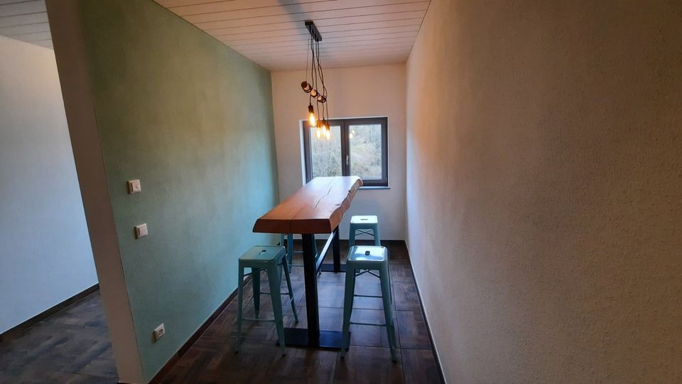 Büroräume zu vermieten/Co-Working-Space/ Praxis/ Studio in Burggen