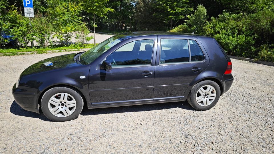 VW Golf 1.9 TDI PD Highline TÜV neu Klima Top in Chemnitz