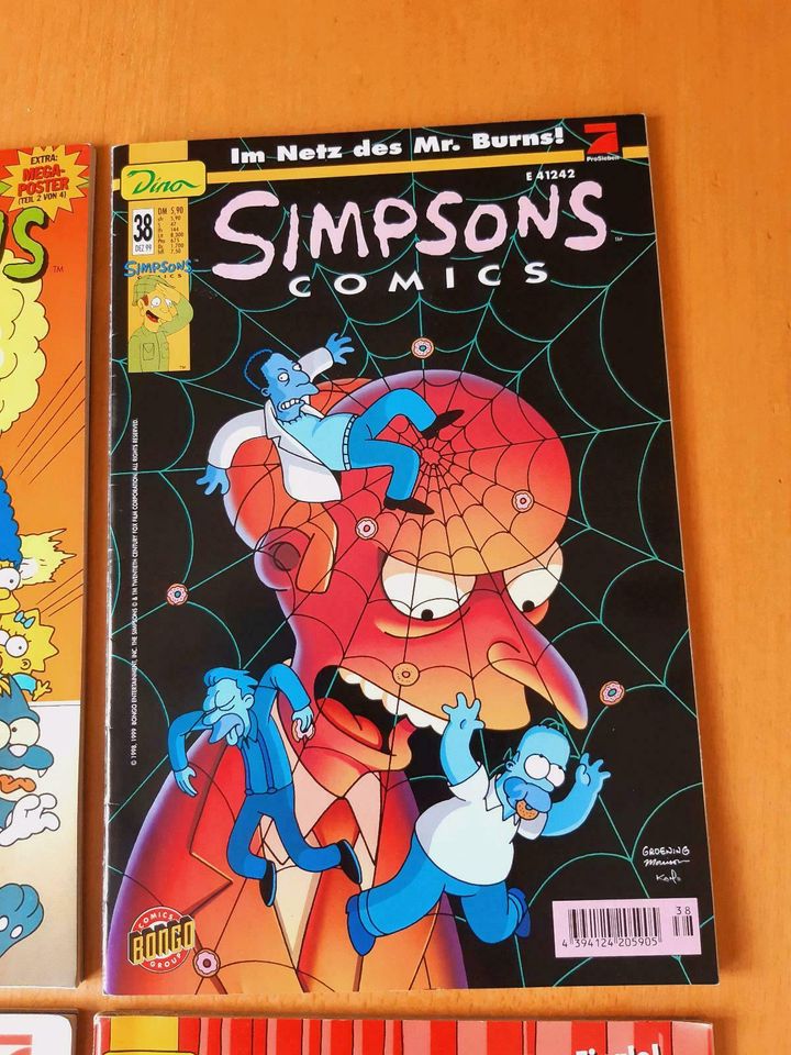 Simpsons Comics Nr. 36, 38, 39, 40 in Traitsching