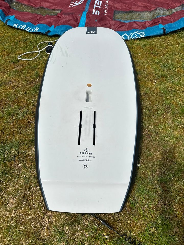 AK Phazer Wingfoil Board V2  6‘2“ 140 Liter in Krailling
