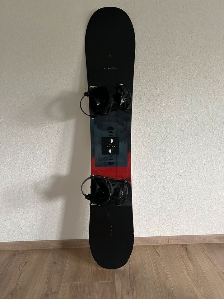 Salomon 160 Pulse Snowboard mit Ride Bindungen in Arnsberg