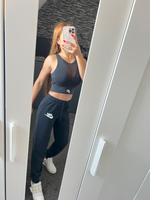 Nike Sport Anzüge Top-Hose Stretch schwarz Gr. XS Nordrhein-Westfalen - Rheda-Wiedenbrück Vorschau