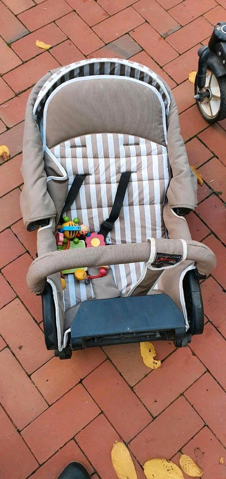 Kinderwagen hartan +  GRATIS Babyschale inkl. Isofix Basisstation in Leipzig