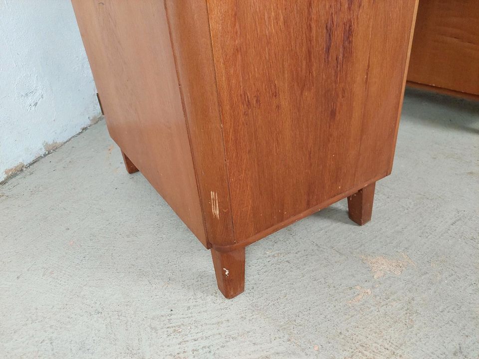 Vintage Schreibtisch Freistehend Holz 60er 70er Retro DDR in Leipzig