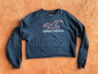 Hollister: Kurzes Sweatshirt Crop Pullover in Gr. M Kr. München - Grasbrunn Vorschau