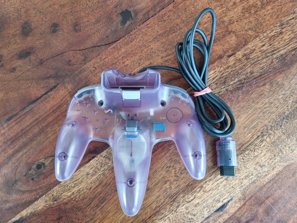 Controller Atomic Purple komplett gereinigt N64 Nintendo 64 in Apfeldorf