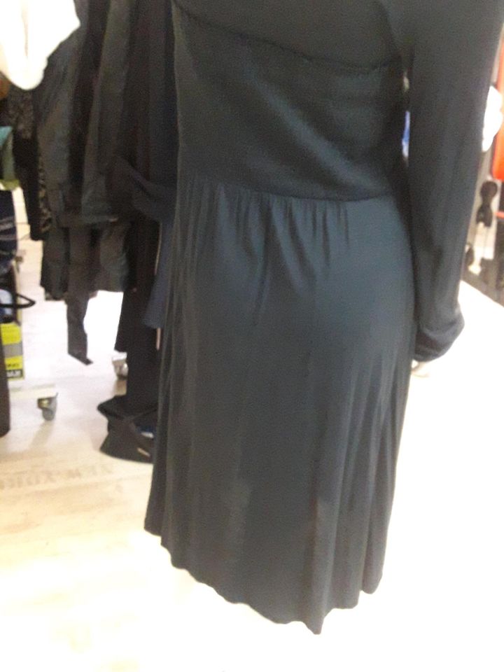 Schwarzes Kleid M in Weding