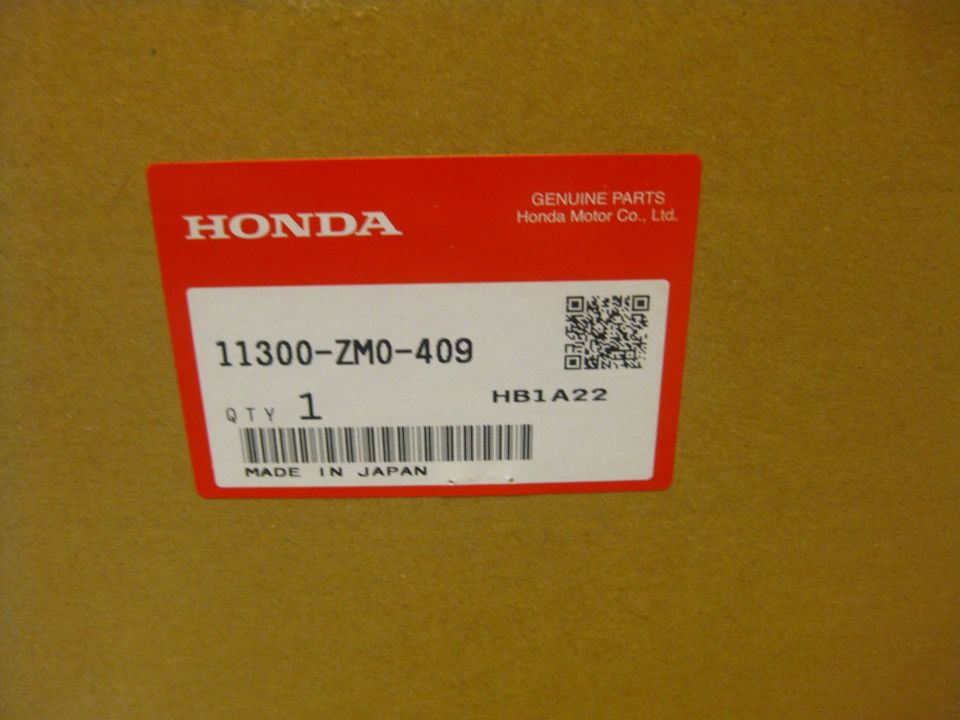 NEU Honda Ölwanne GCV135 Motor HRB HRX 426 476 HRD 536 HRM in Borchen