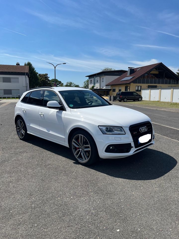 Audi SQ5 3.0 TDI quattro B&O,KEYLESS,21Zoll in Erlensee