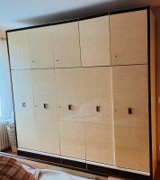 Schlafzimmer Kleiderschrank 190 Bett 2xBeistellschränke 2x Latten Niedersachsen - Salzgitter Vorschau