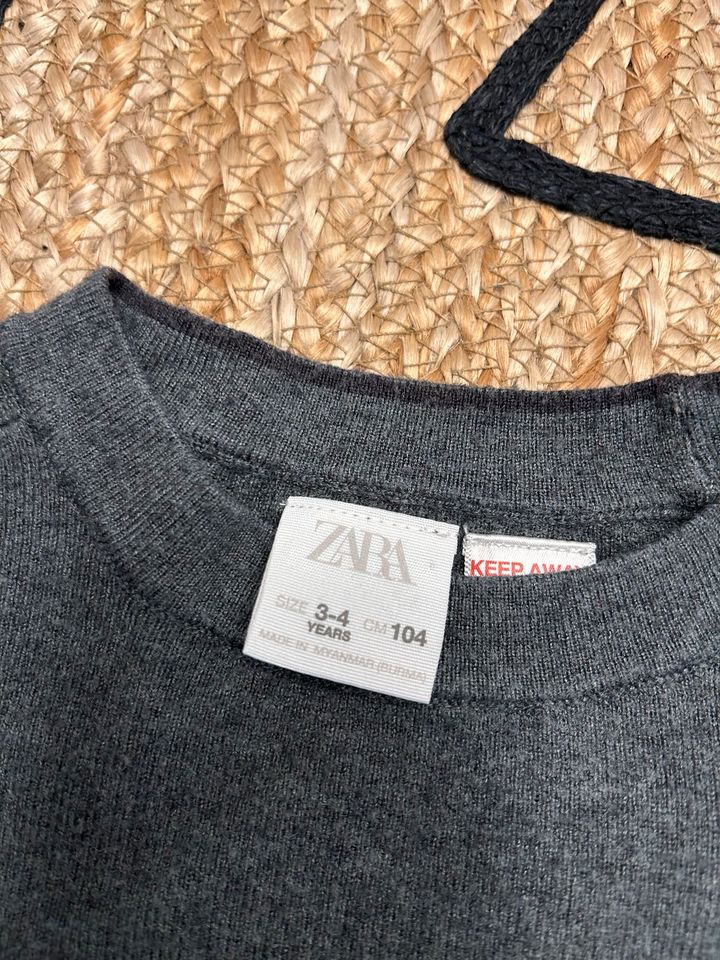 Zara | Pullover | Größe 104 | Grau in Hamburg