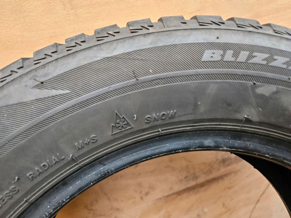 BRIDGESTONE WINTERREIFEN 2x 195/65 R15 91T . 195 65 15 in Sindelfingen