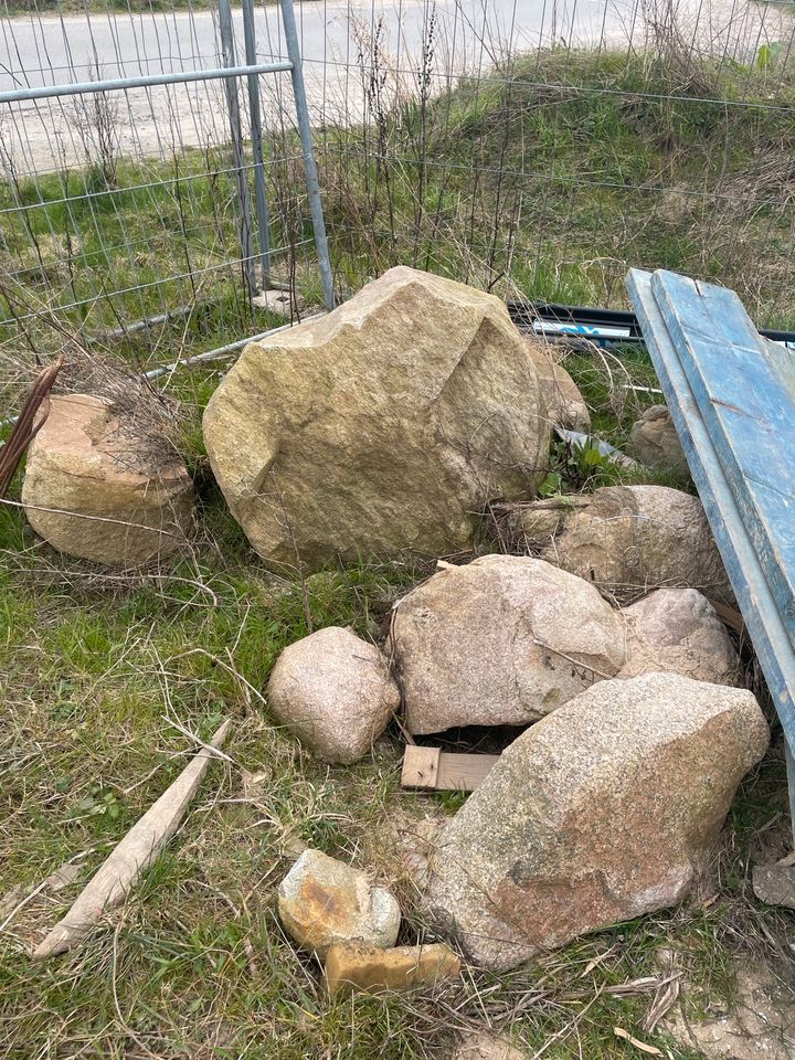 Steine Findlinge in Escheburg