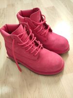 Timberland Boots, wasserdicht in Pink, Größe 31/32 Hessen - Bad Vilbel Vorschau