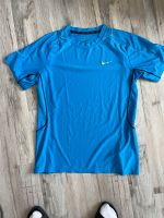 Shirt Funktionsshirt Sport L blau Nike dri-fit Stuttgart - Stuttgart-Mitte Vorschau