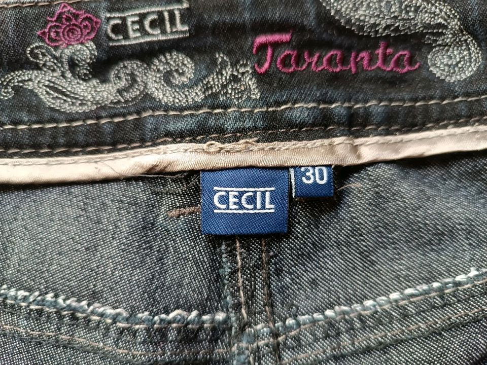 Jeans Cecil Modell Toronto Gr. 30 schwarz in Zülpich