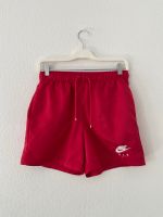 Nike Air Shorts Sport Hose Gr. S rot Niedersachsen - Soltau Vorschau