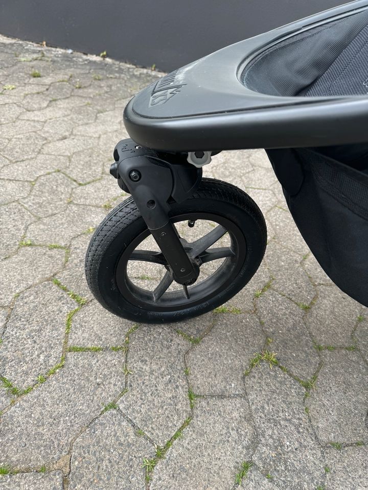 Baby Jogger Summit X3 Kinderwagen zum Joggen, neuwertig in Lauterbach (Hessen)