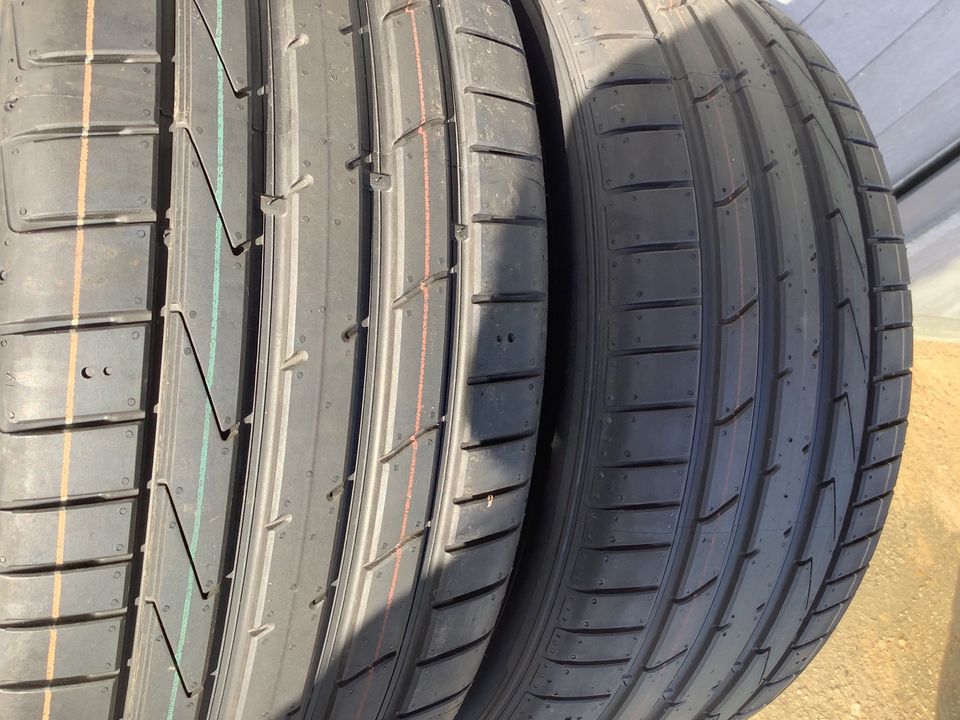 2 x 235/40 R19 - Hankook Ventus S1 evo2 - 96Y - DEMO in Jüchen