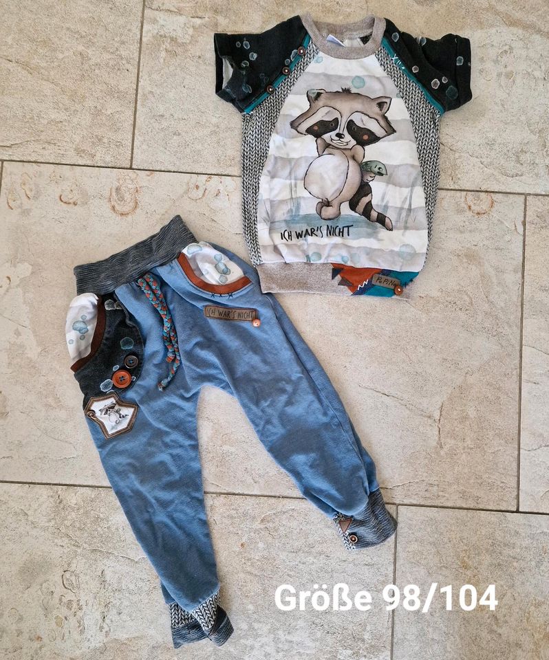 Pepine Größe 98/104 Set Waschbär Fuchsfamilie Handmade Pulli shir in Ried