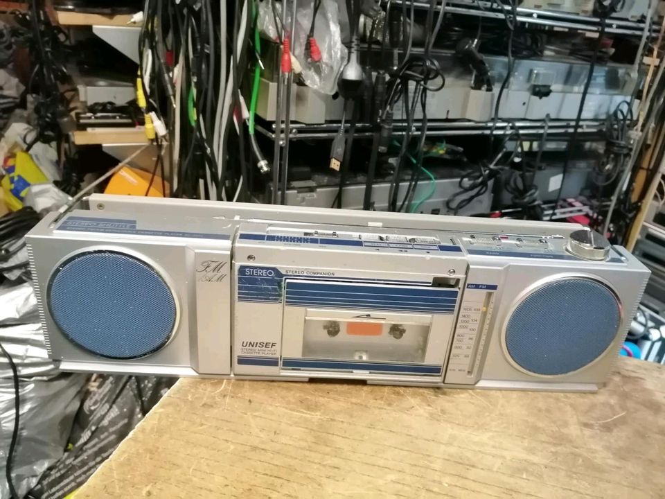 UNISEF AF-2000 Silver, Mini-Radio-Cassetten-Recorder!!! in Berlin