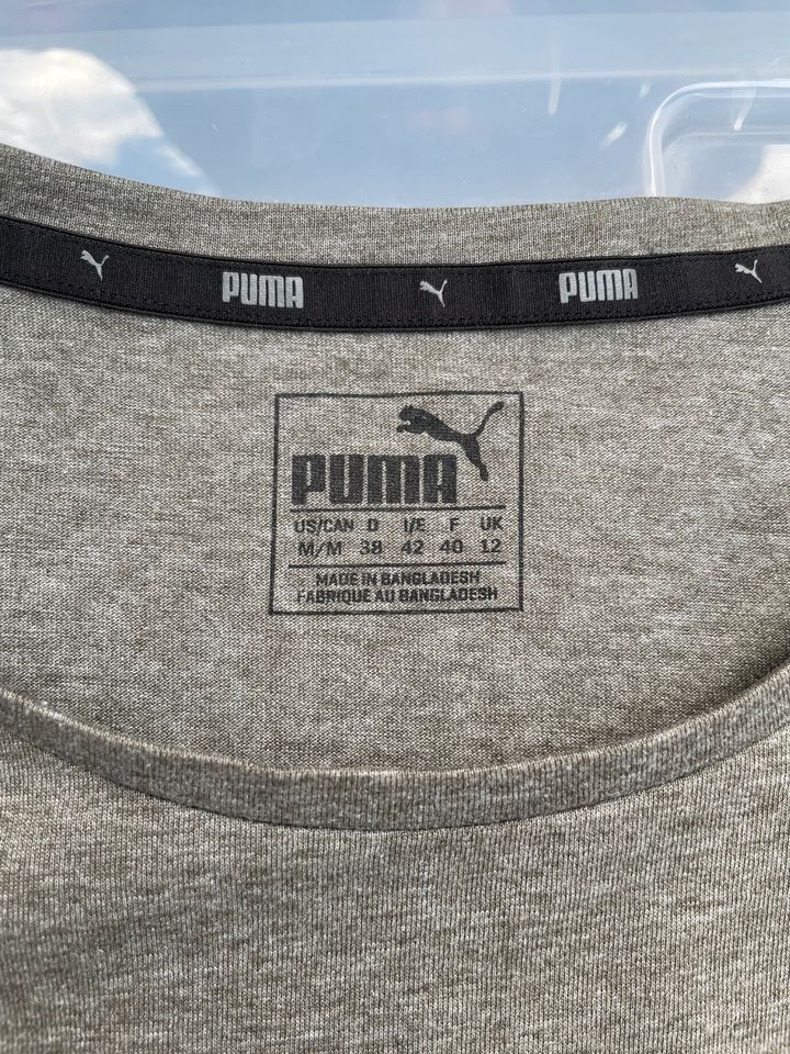 Puma Sportshirt Damen Größe 38 in Harsum